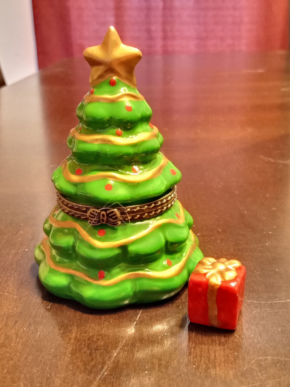 Green Porcelain Hinged Christmas Tree Trinket Box with Small Present